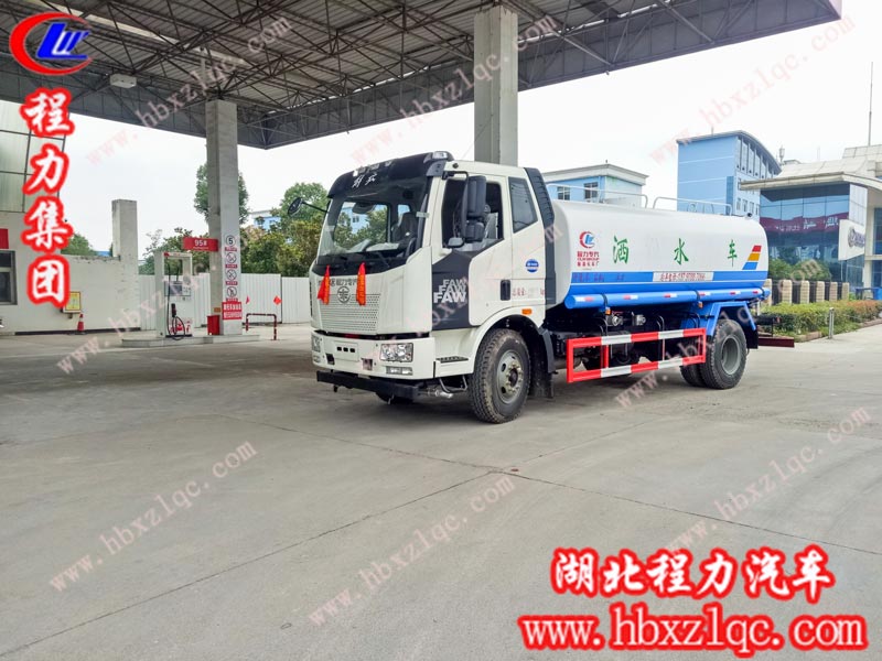 2019/06/27/，胡總在程力集團(tuán)自提一輛14方解放J6灑水車，單號(hào)：25199/70129