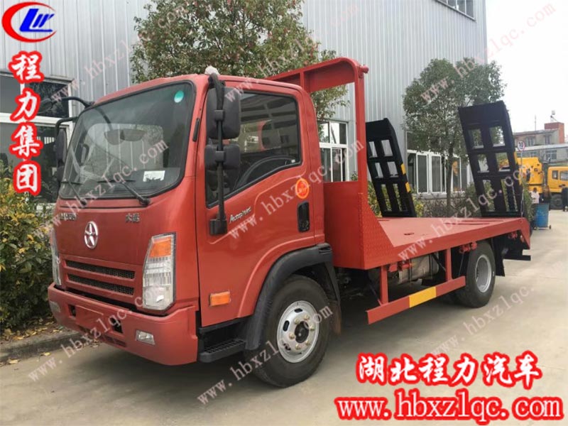 程力集團(tuán)大運(yùn)平板運(yùn)輸車(chē)，風(fēng)馳天下