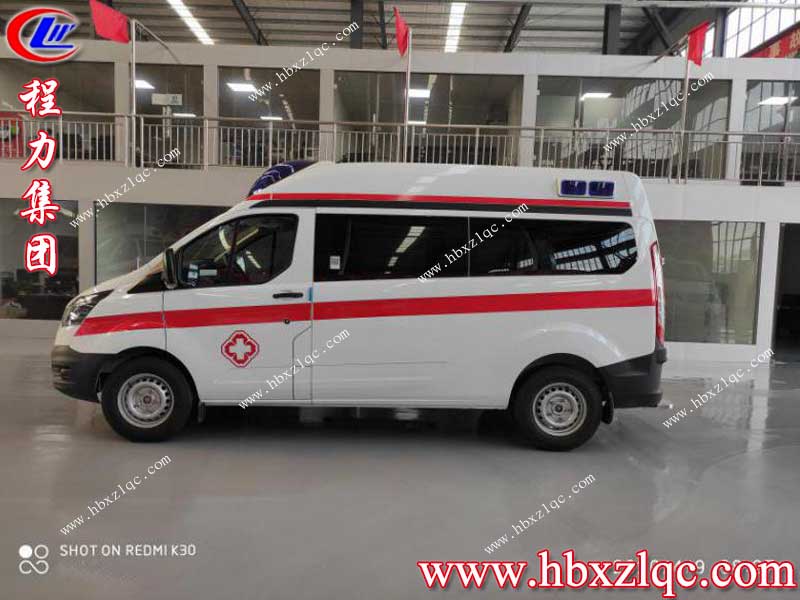 湖北程力福特V362監(jiān)護(hù)型救護(hù)車，助力貴州遵義白衣戰(zhàn)士一臂之力