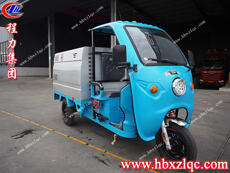 伸縮靈活，可360°旋轉(zhuǎn)，程力牌三輪高壓清洗車(chē)實(shí)現(xiàn)無(wú)死角清洗作業(yè)
